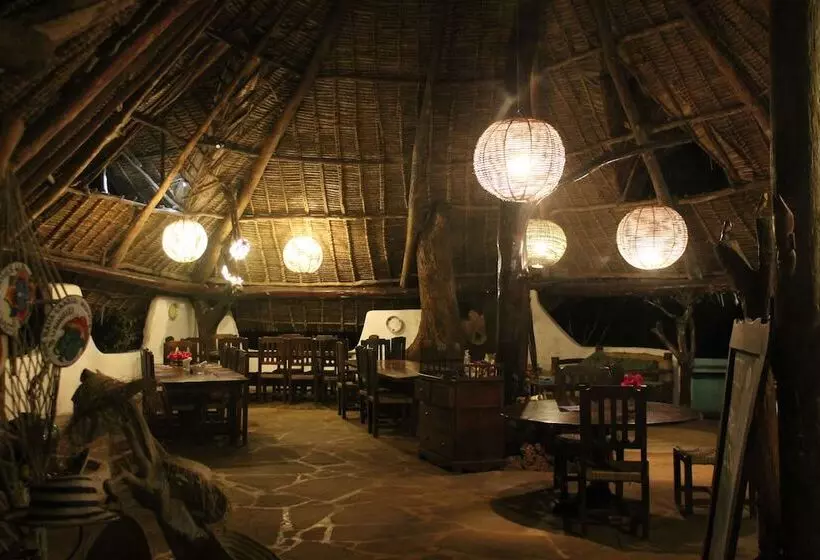 هتل Mikoko Cove Ecolodge