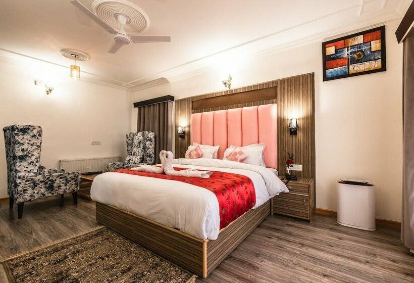 ホテル Sangaylay Palace