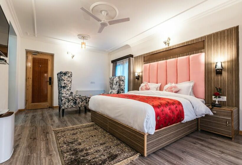 ホテル Sangaylay Palace