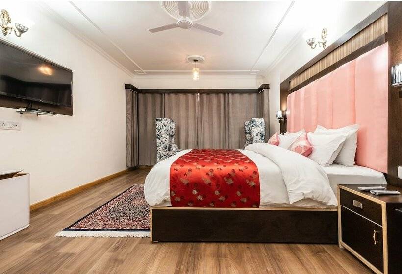 ホテル Sangaylay Palace