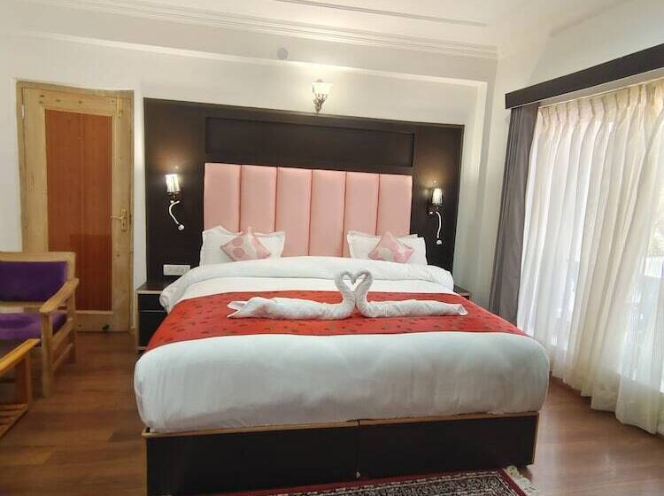 ホテル Sangaylay Palace