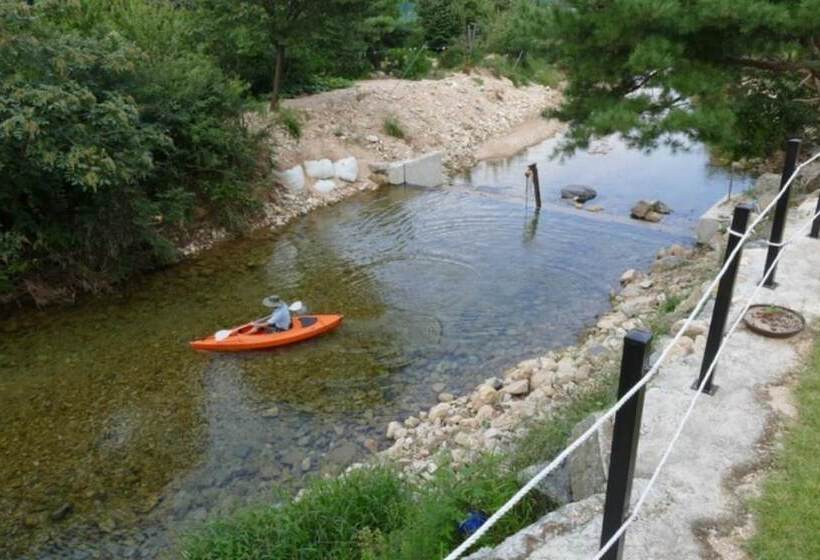 فندق Sangju Yeoyurounhwangtojib Pensyeon