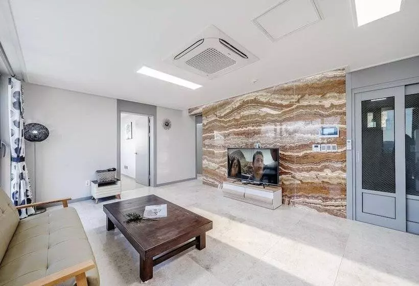 Hotelli Tongyoung Sagaejeol Pension