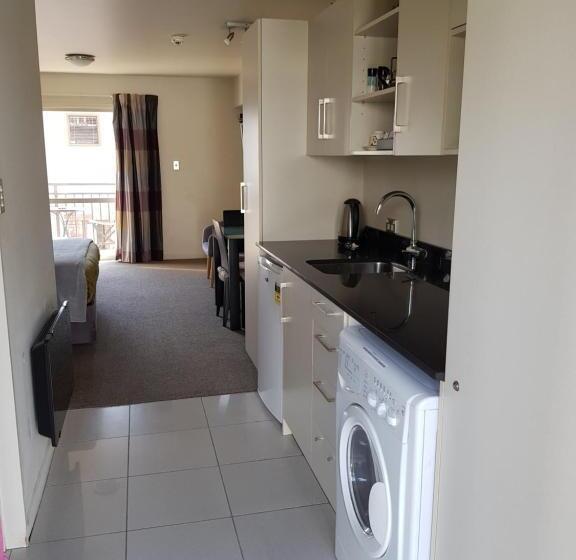 Delago Motel/apartments