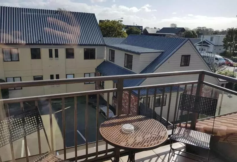 Delago Motel/apartments