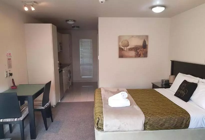 Delago Motel/apartments