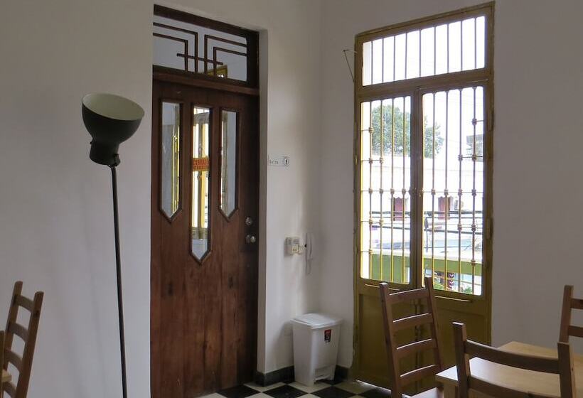 Hostel Santo Domingo