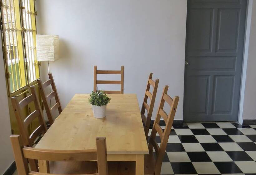 Hostel Santo Domingo