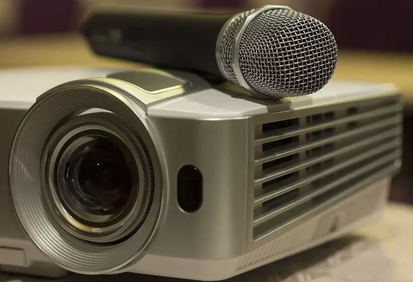 Exclusive Hotel & More