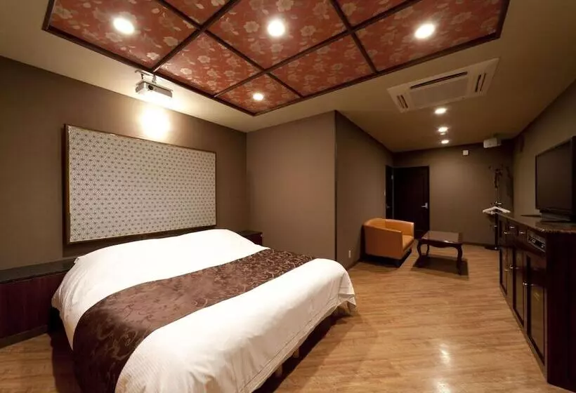 酒店 Fine Garden Matsuzaka Iii