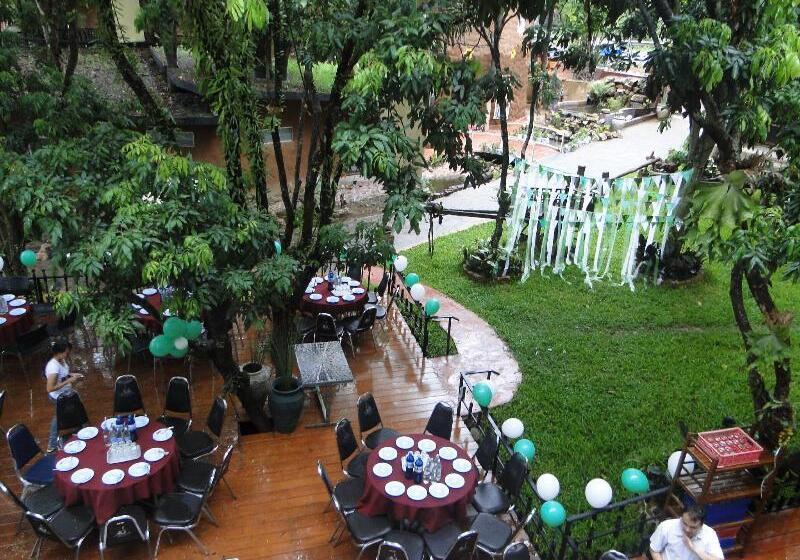 בית מלון כפרי Hern Lhin Natural Resort