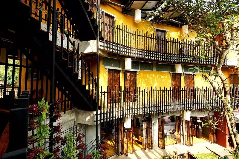 Отель Hern Lhin Natural Resort