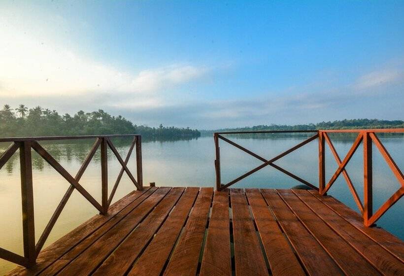 Отель Kadolana Eco Village