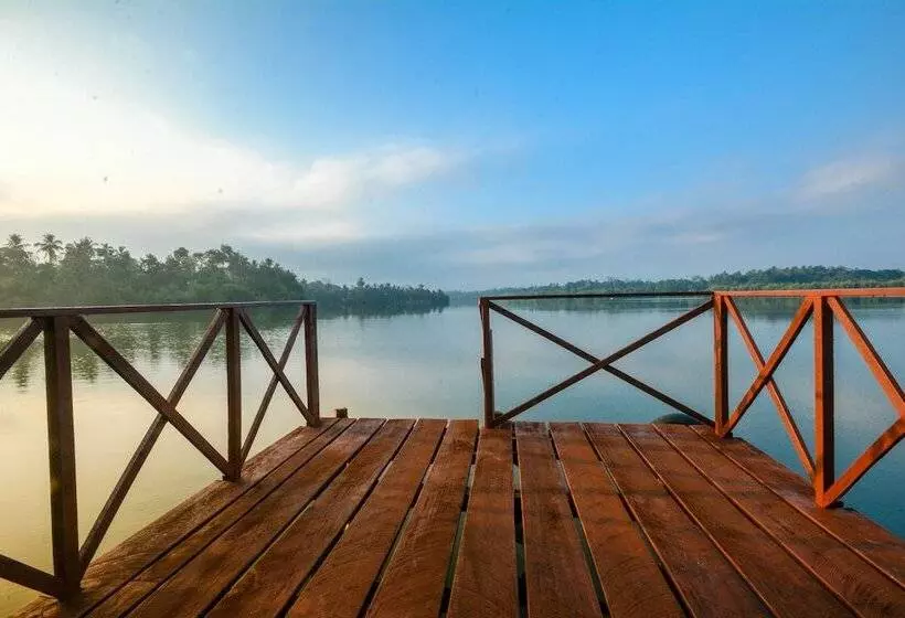 ホテル Kadolana Eco Village