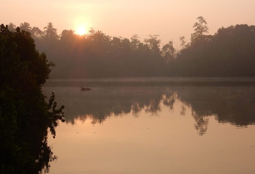 Отель Kadolana Eco Village