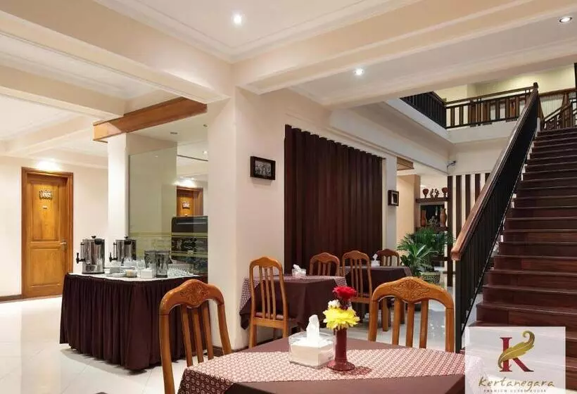 בית מלון כפרי Kertanegara Premium Guest House