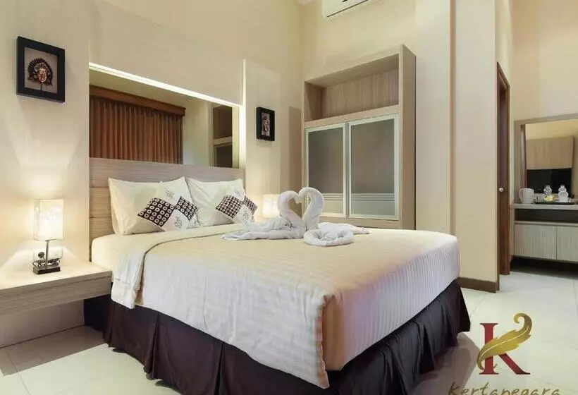 בית מלון כפרי Kertanegara Premium Guest House