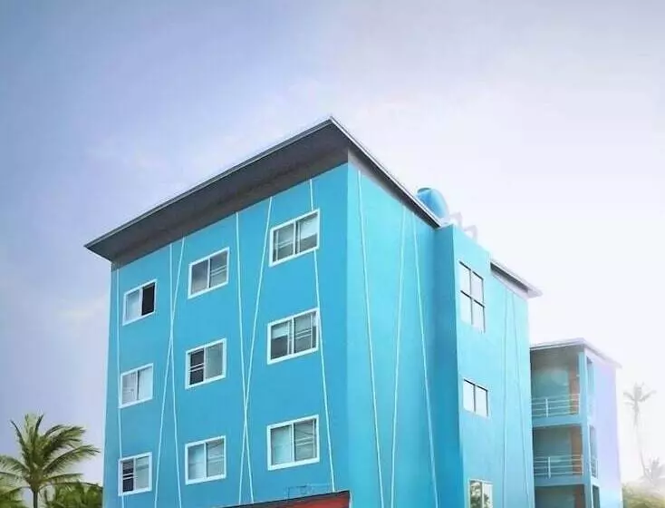 酒店 Maenam Bay Resort