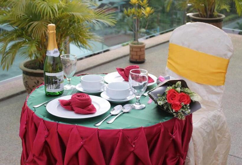 בית מלון כפרי Paradise Spa