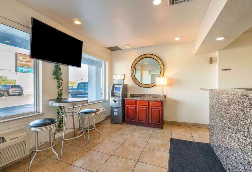 Отель Rodeway Inn Phoenix North I17