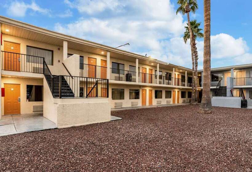 Отель Rodeway Inn Phoenix North I17