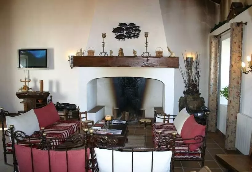 Maaseutuhotelli Monte Das Faias Cork Farm