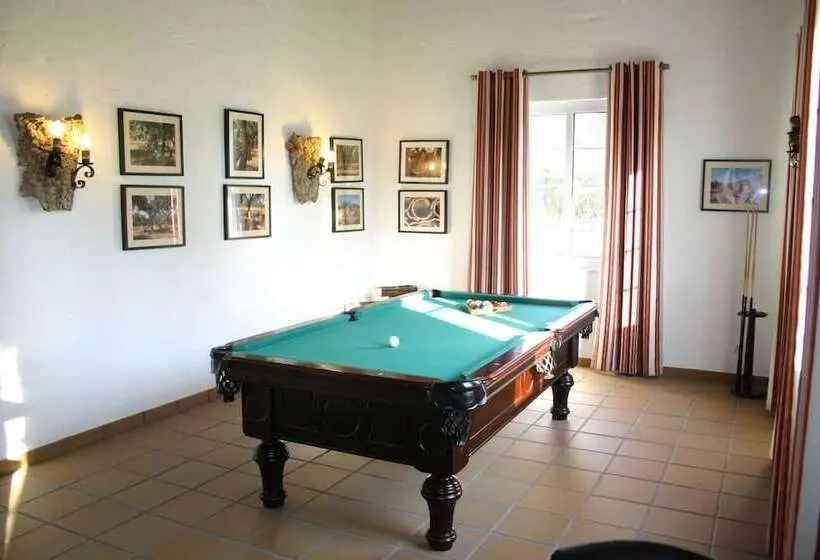 Maaseutuhotelli Monte Das Faias Cork Farm