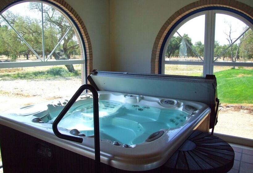 فندق ريفى Monte Das Faias Cork Farm