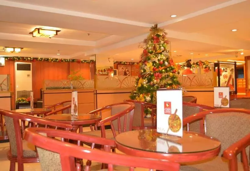 Szálloda Sogo Pasay Rotonda