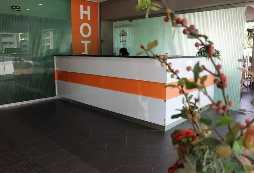 בית מלון כפרי Subang Park