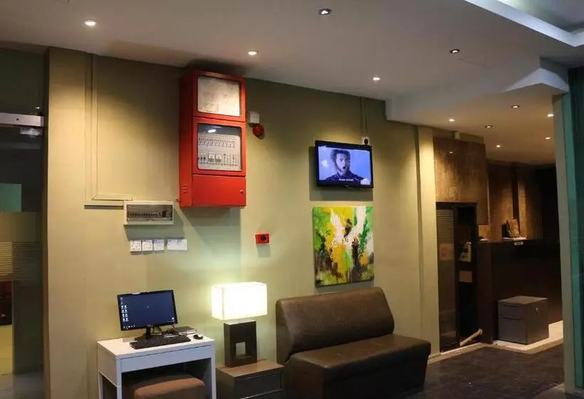 בית מלון כפרי Subang Park