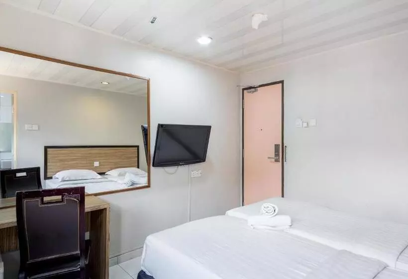 בית מלון כפרי Subang Park