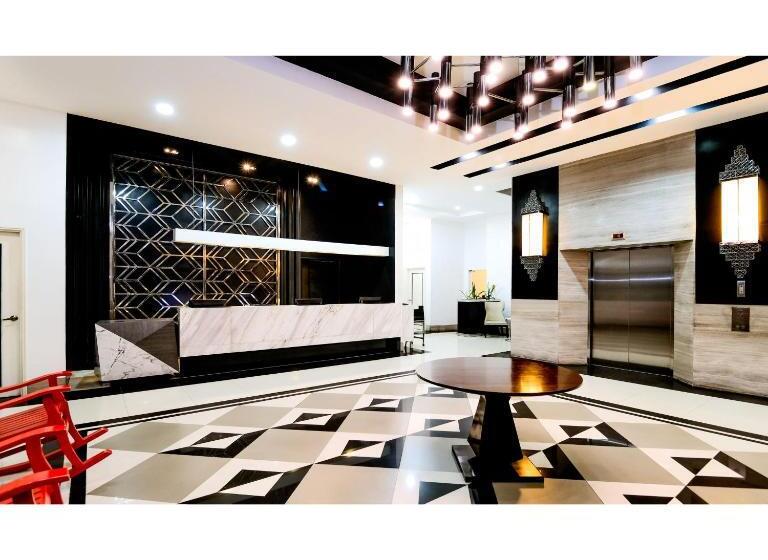 Summit Hotel Magnolia