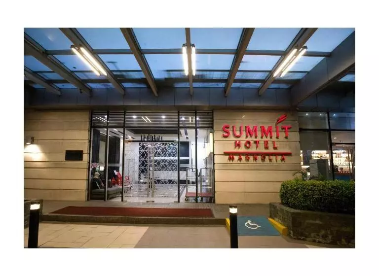 Summit Hotel Magnolia