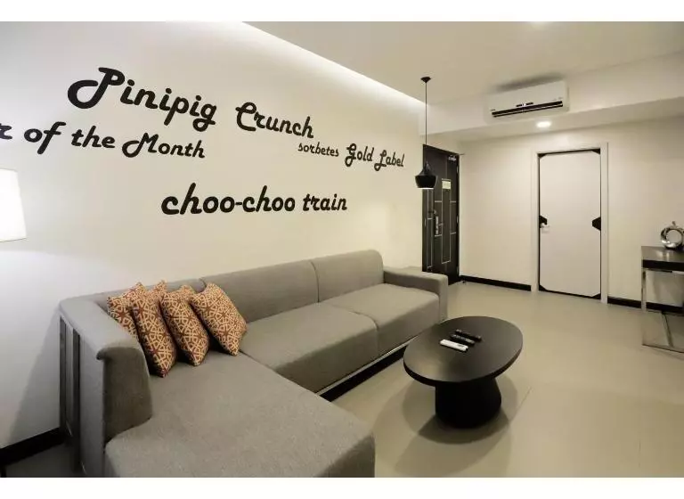 Summit Hotel Magnolia