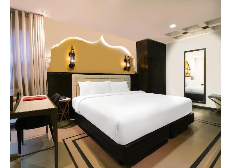 Summit Hotel Magnolia