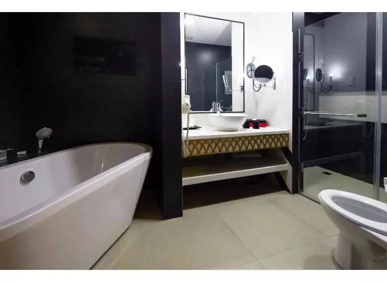 Summit Hotel Magnolia