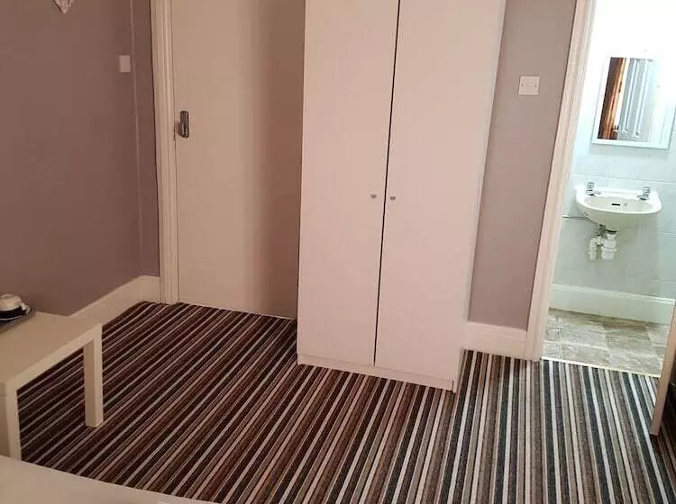 Отель The Mews Inn