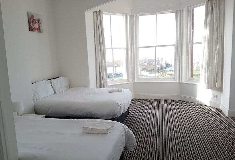 ホテル The Mews Inn