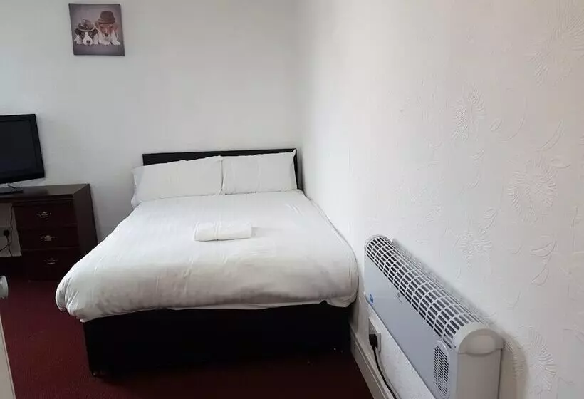 Отель The Mews Inn