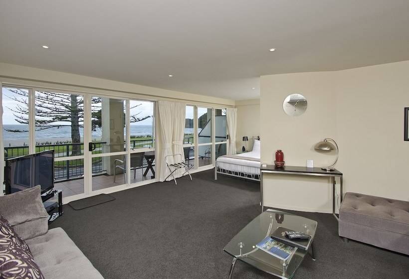 Pavilion Beachfront Apartments