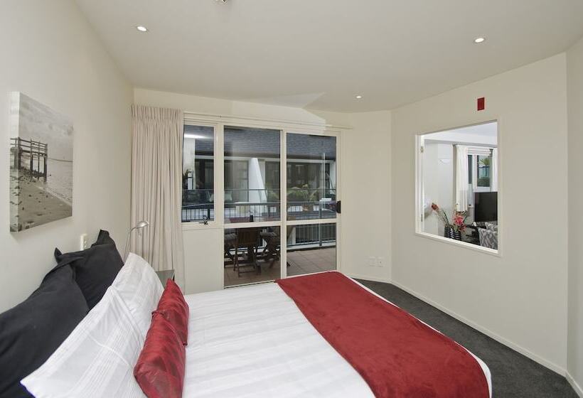 Pavilion Beachfront Apartments