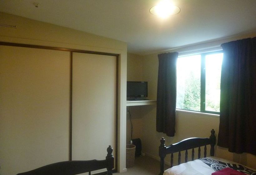 펜션 Redwood Lodge