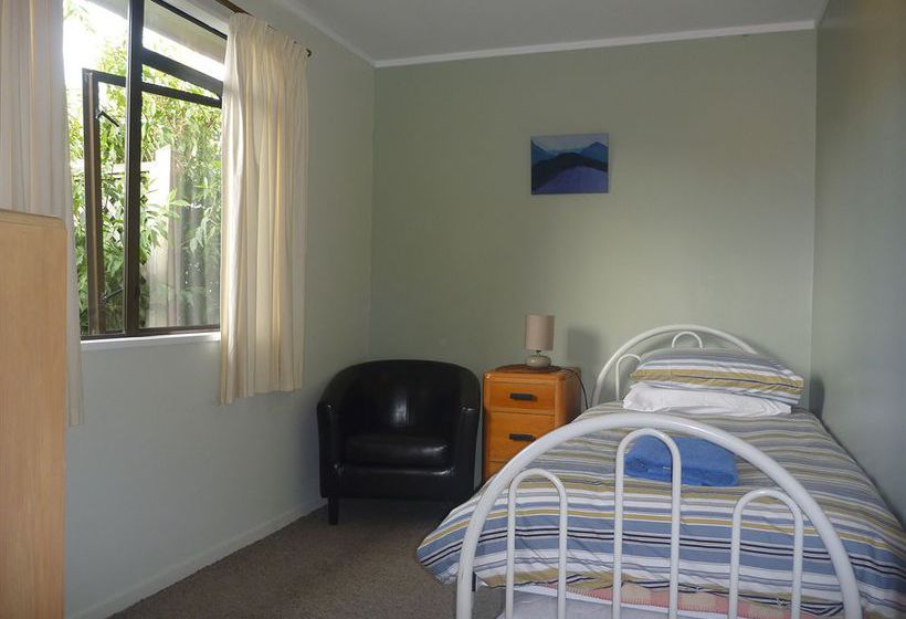 펜션 Redwood Lodge