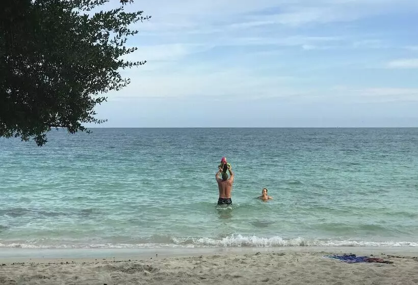 膳宿费 Sidewalk Boutique