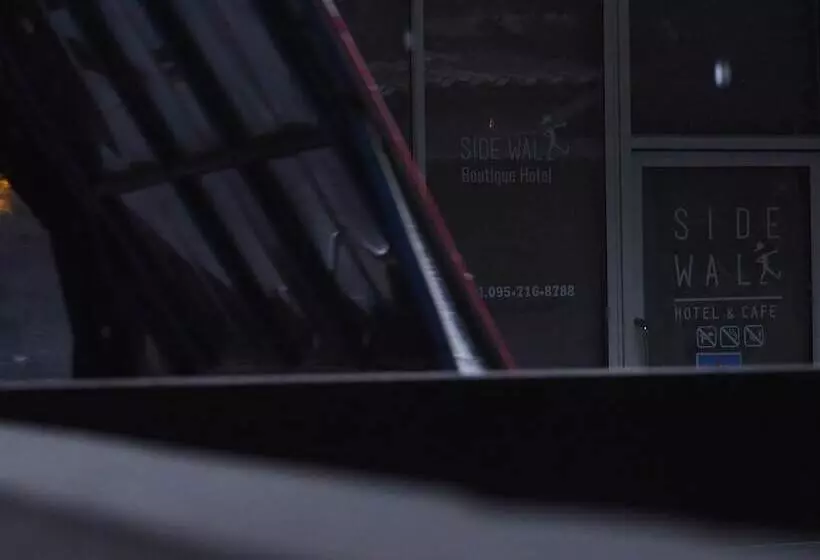 膳宿费 Sidewalk Boutique