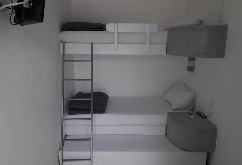 Hotel Nikoletta Studios