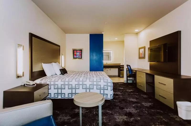 Motelli Palace Inn Airtex