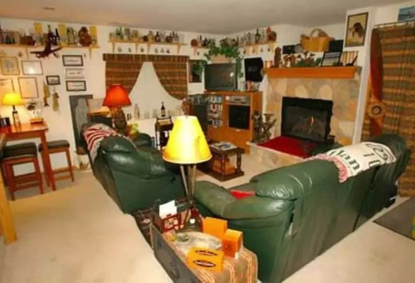 Bed and Breakfast Rogers Inn The Pines