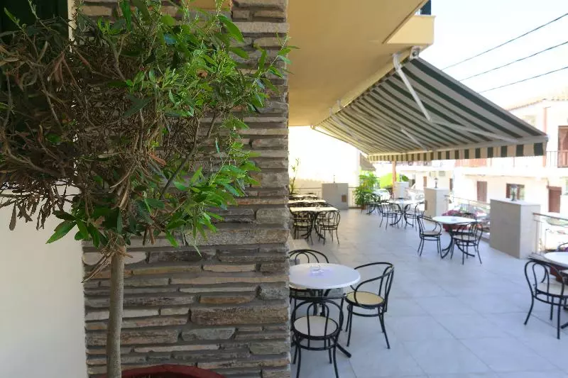 مبيت وإفطار Sun